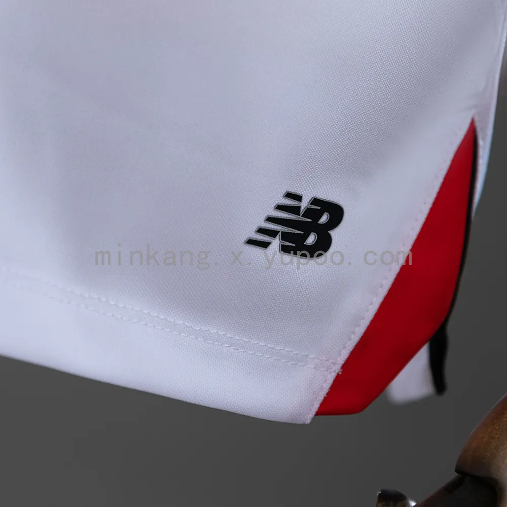25/26 Sao Paulo Home all sponsors — 1/2
