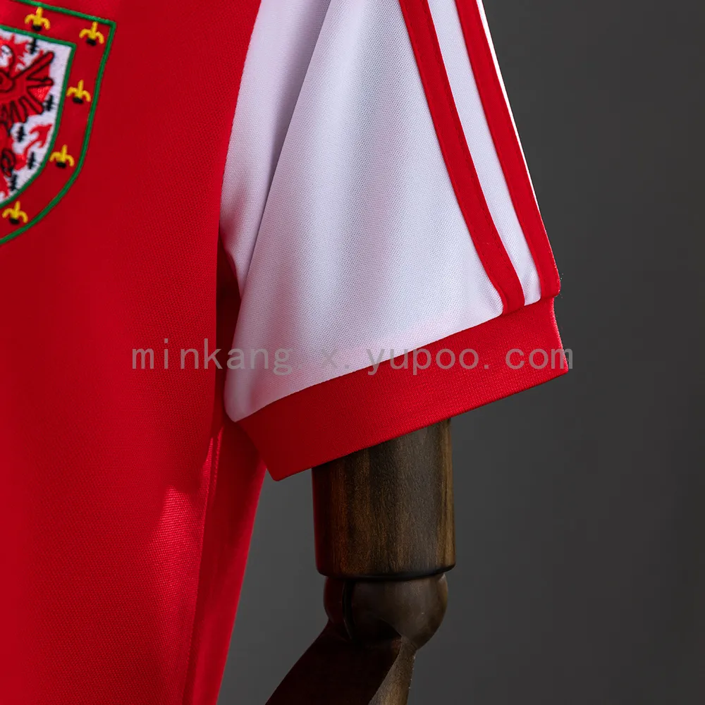 Wales 1982 Home Retro Jersey
