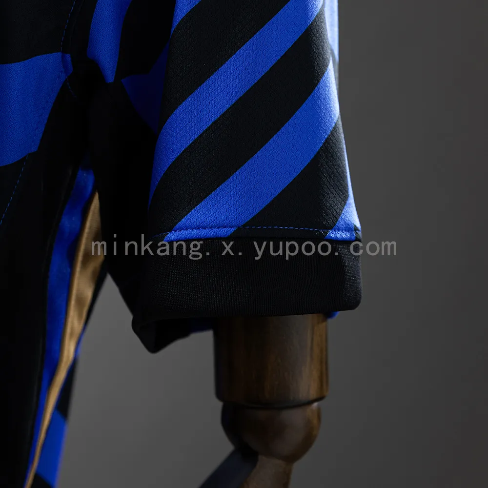 Inter Milan 24/25 Home Jersey — 2/2
