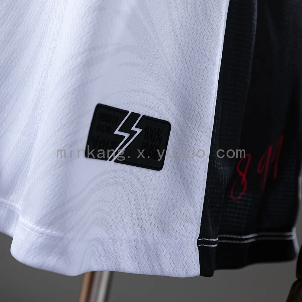 Vitória 24/25 Away Women's Jersey — 1/2