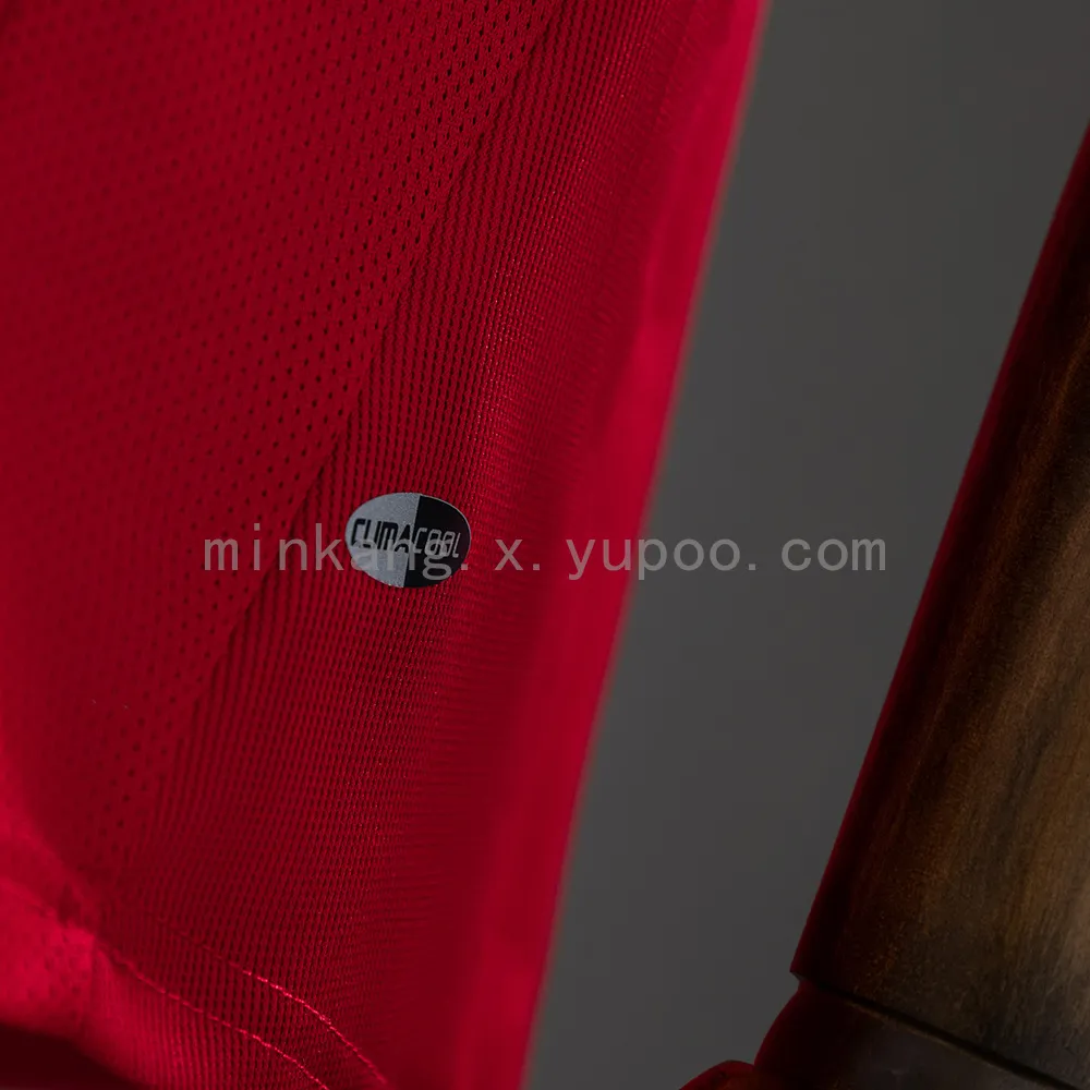 Bayern Munich 06/07 Home Retro Jersey — 2/2