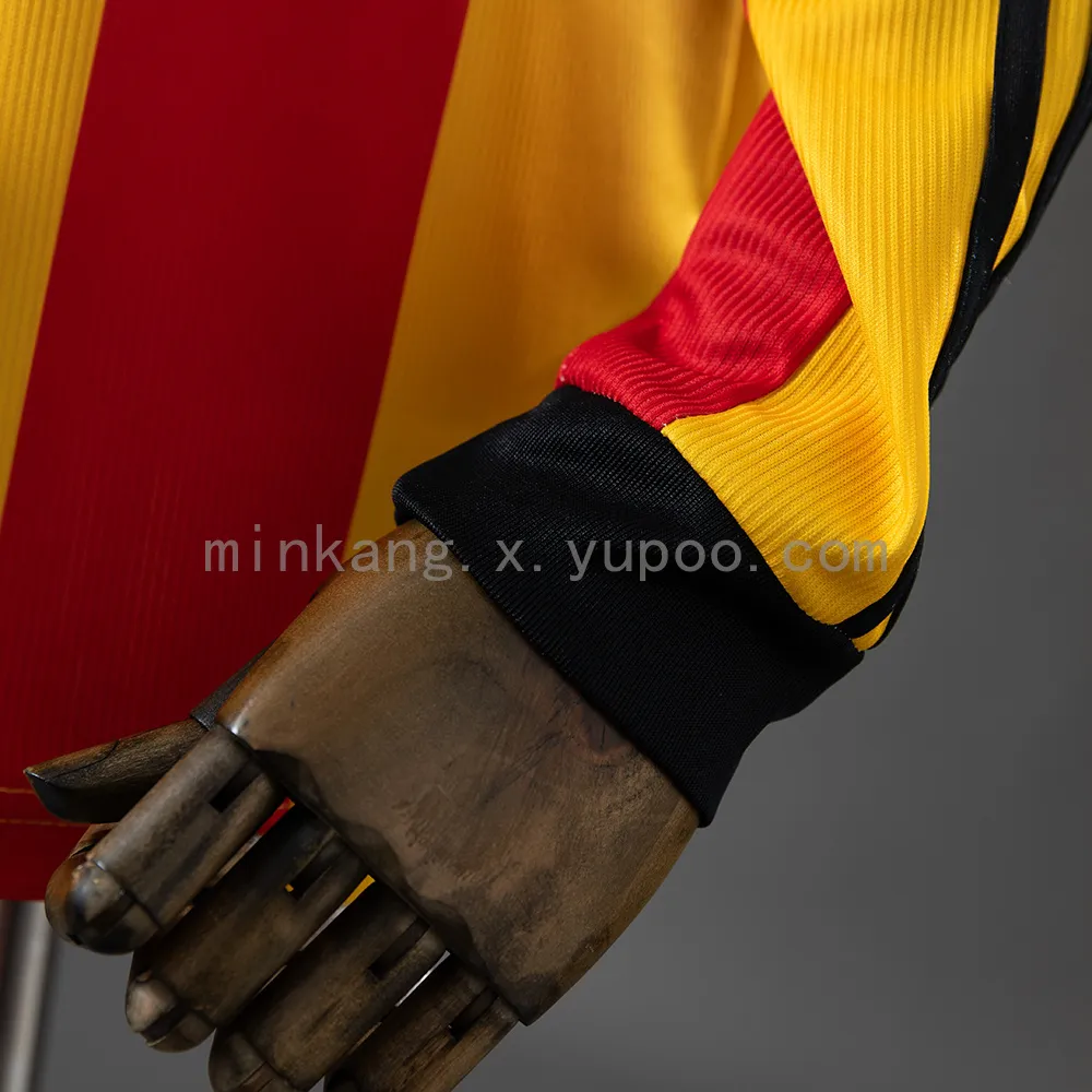 Galatasaray 99/00 Home Retro Jersey — 2/2