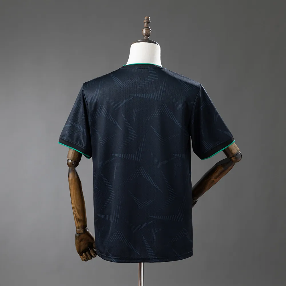 Ireland 2025 Invisible Black Jersey — 1/2