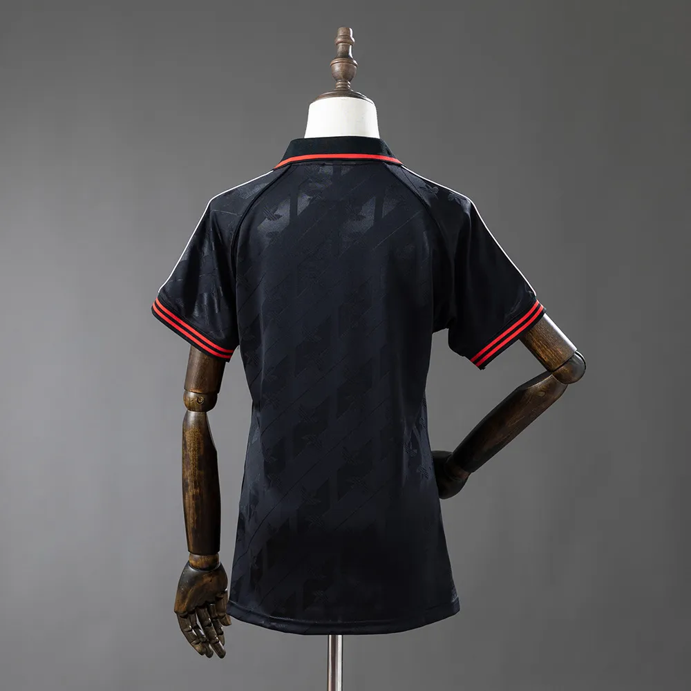 Flamengo 25/26 Lifestyler Retro - Black Women's Jersey — 1/2