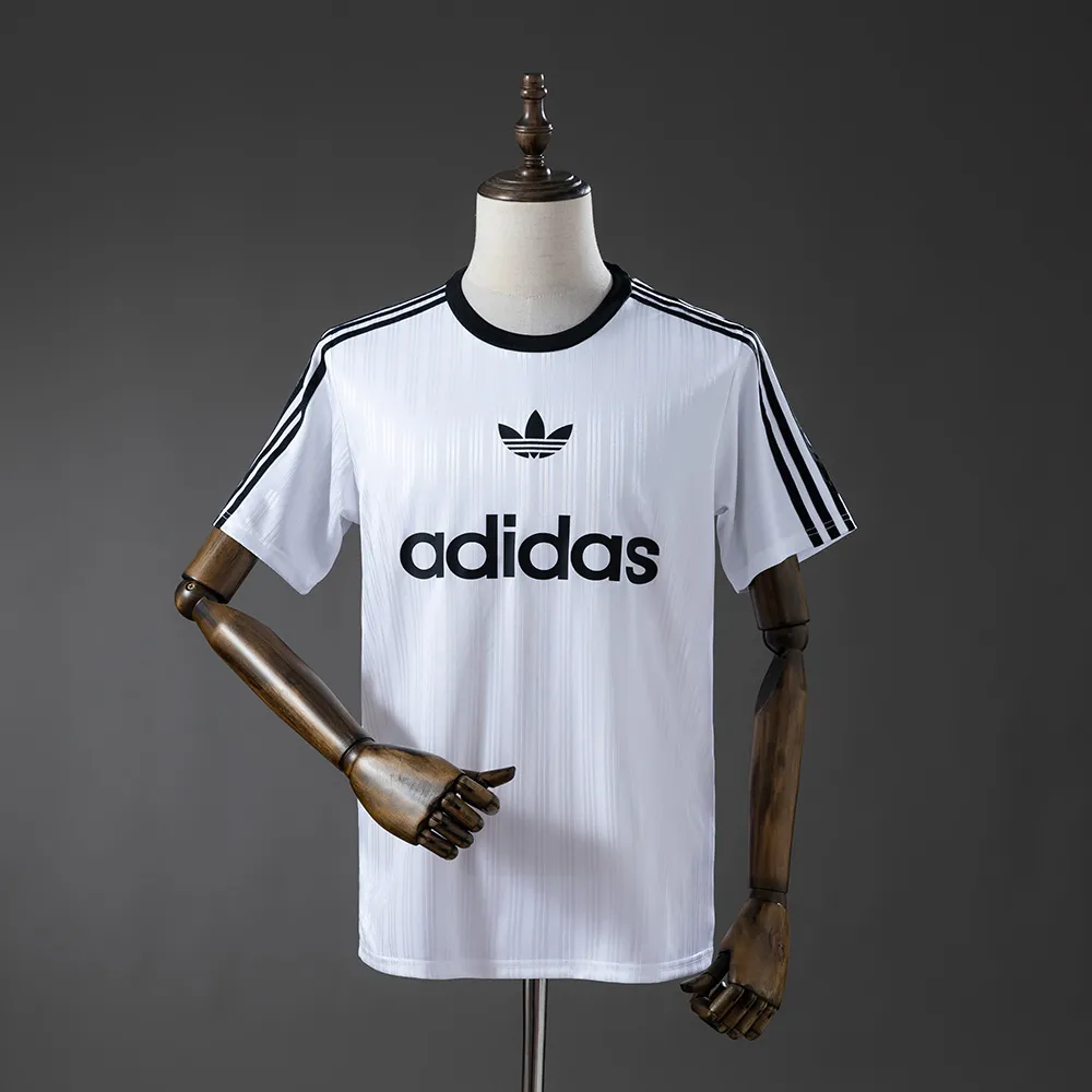 Casual T-shirt white — 1/2