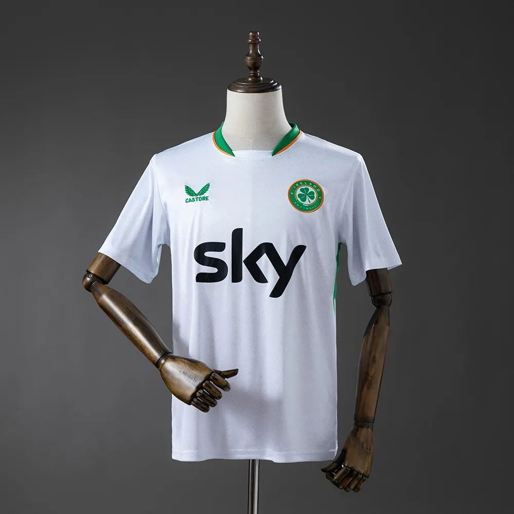 Ireland 24/25 Away Jersey — 1/2