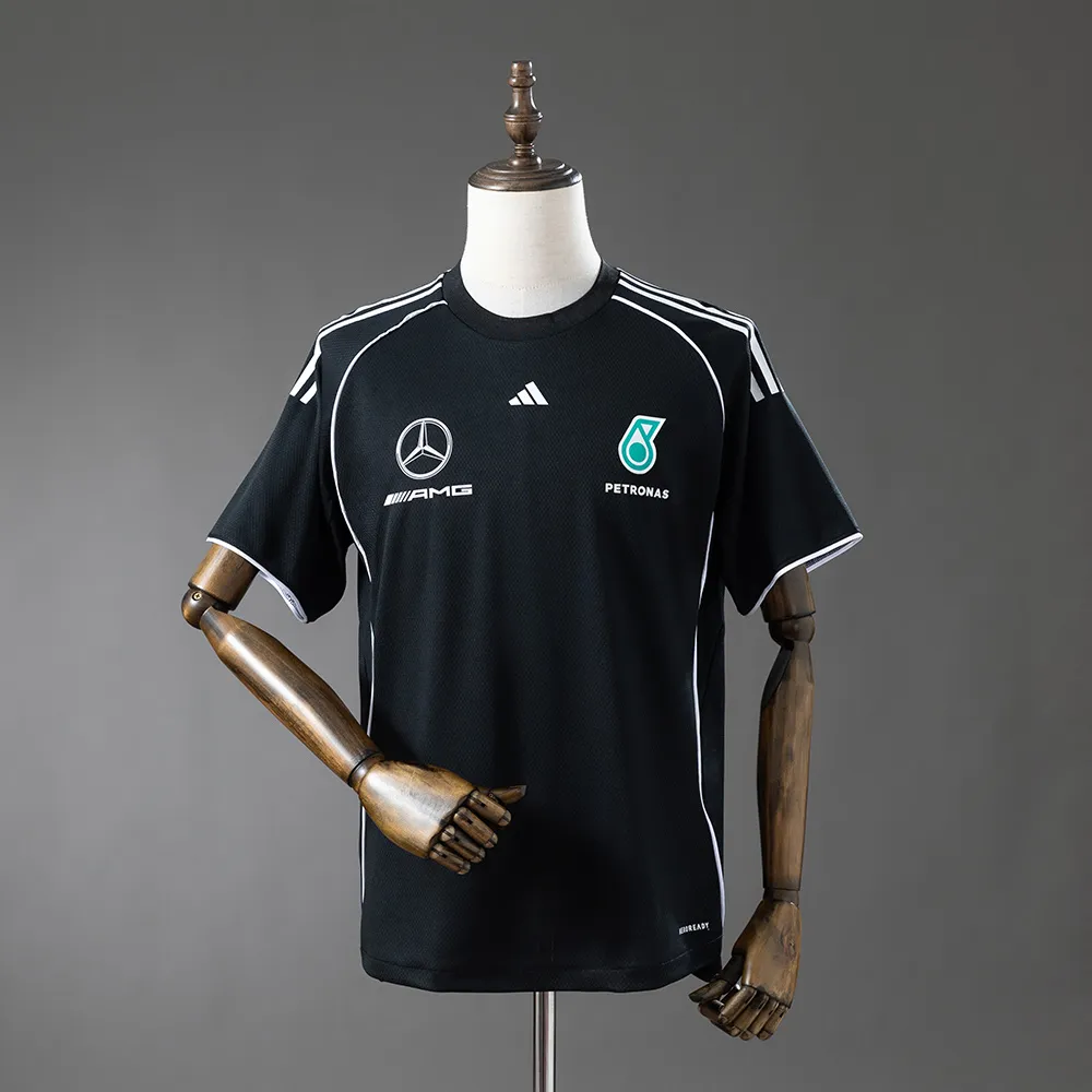 Mercedes-AMG F1 Petronas Formula One Team Technician Suit — 1/2