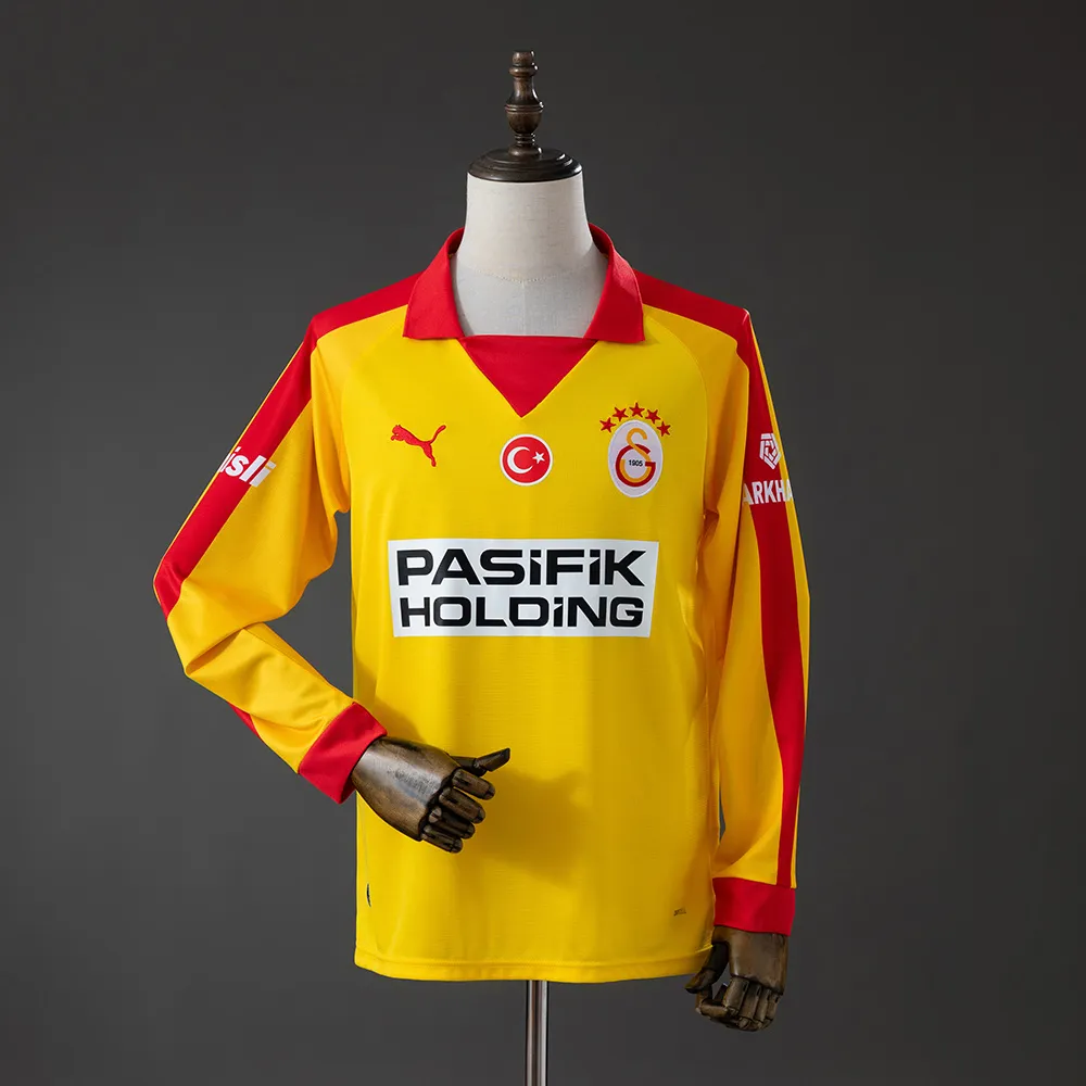 Galatasaray 25/26 Retro Edition - Yellow Long-Sleeve Jersey