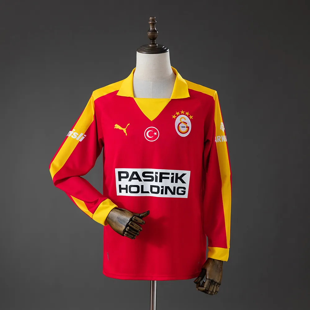 Galatasaray 25/26 Retro Edition - Red Long-Sleeved Jersey