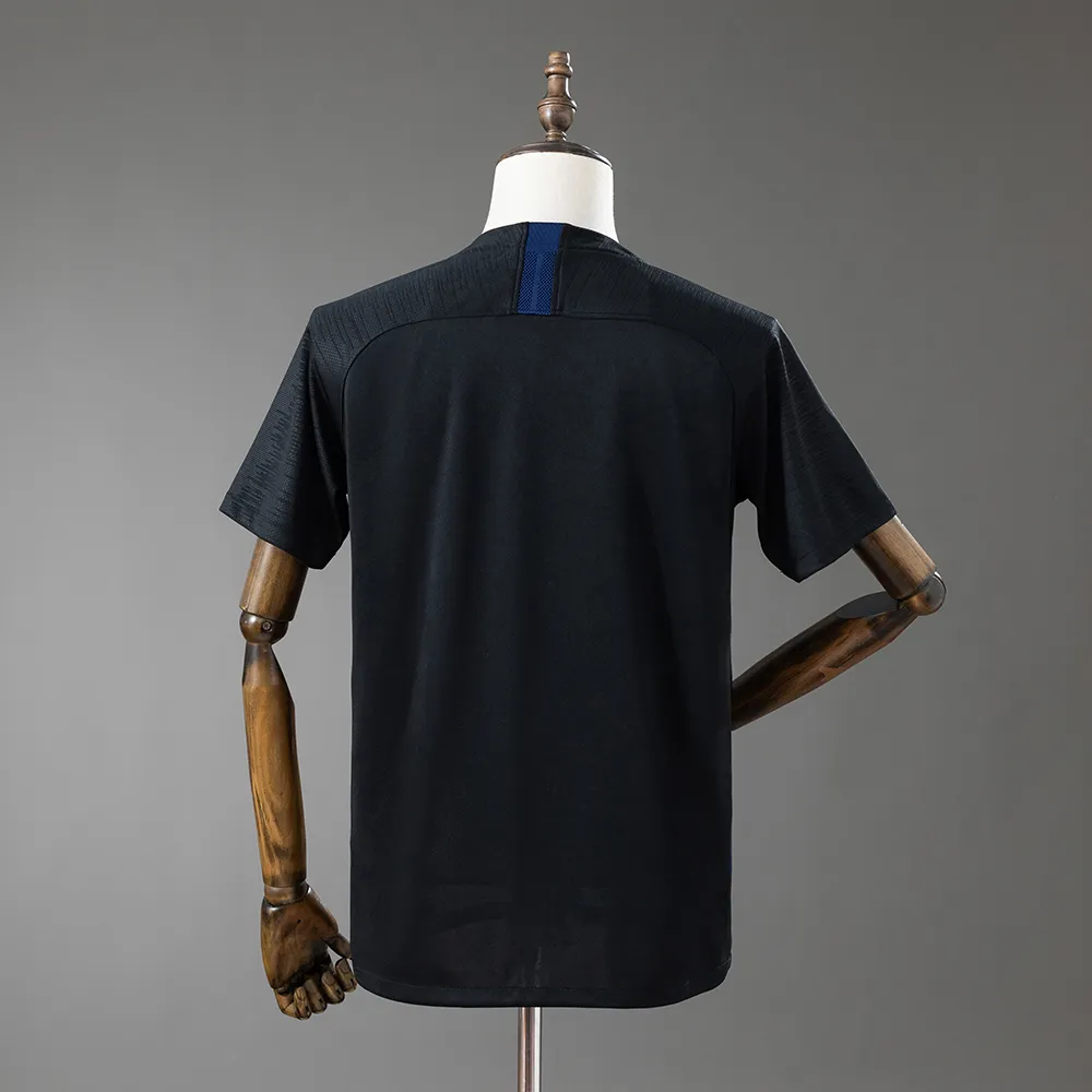 Croatia 2018 Away Retro Jersey — 2/2