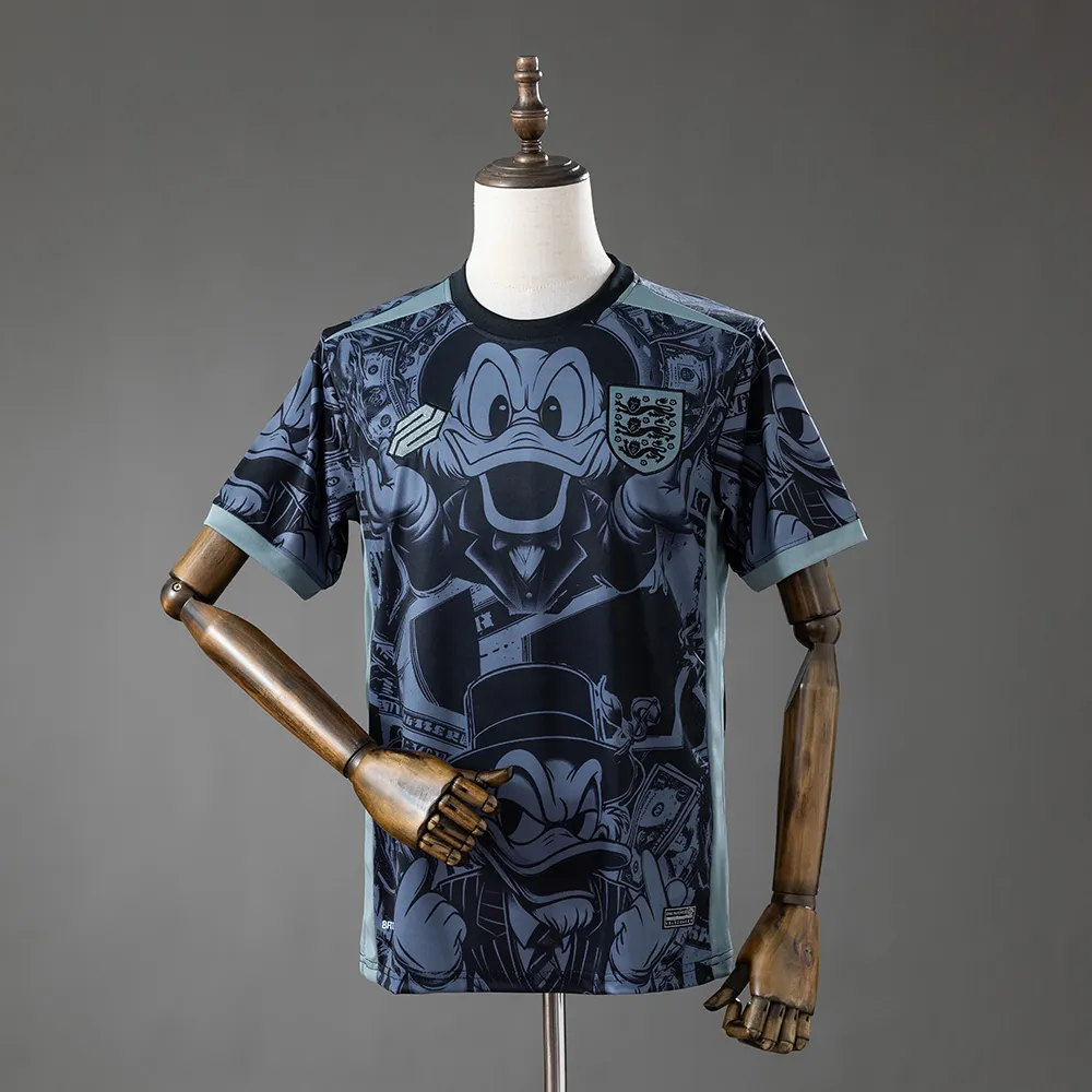 England 26/27 Donald Duck Edition Jersey — 2/2