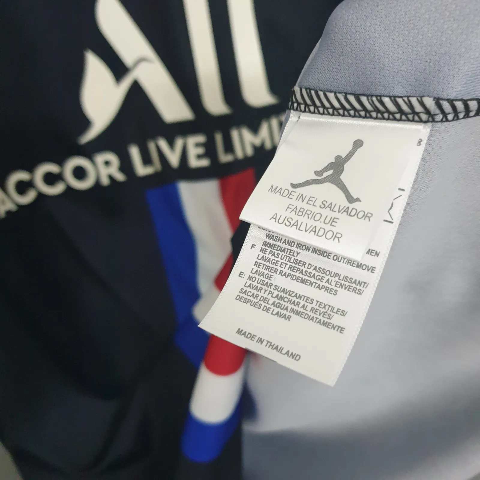 Retro 19/20 PSG 4 Away — 1/2