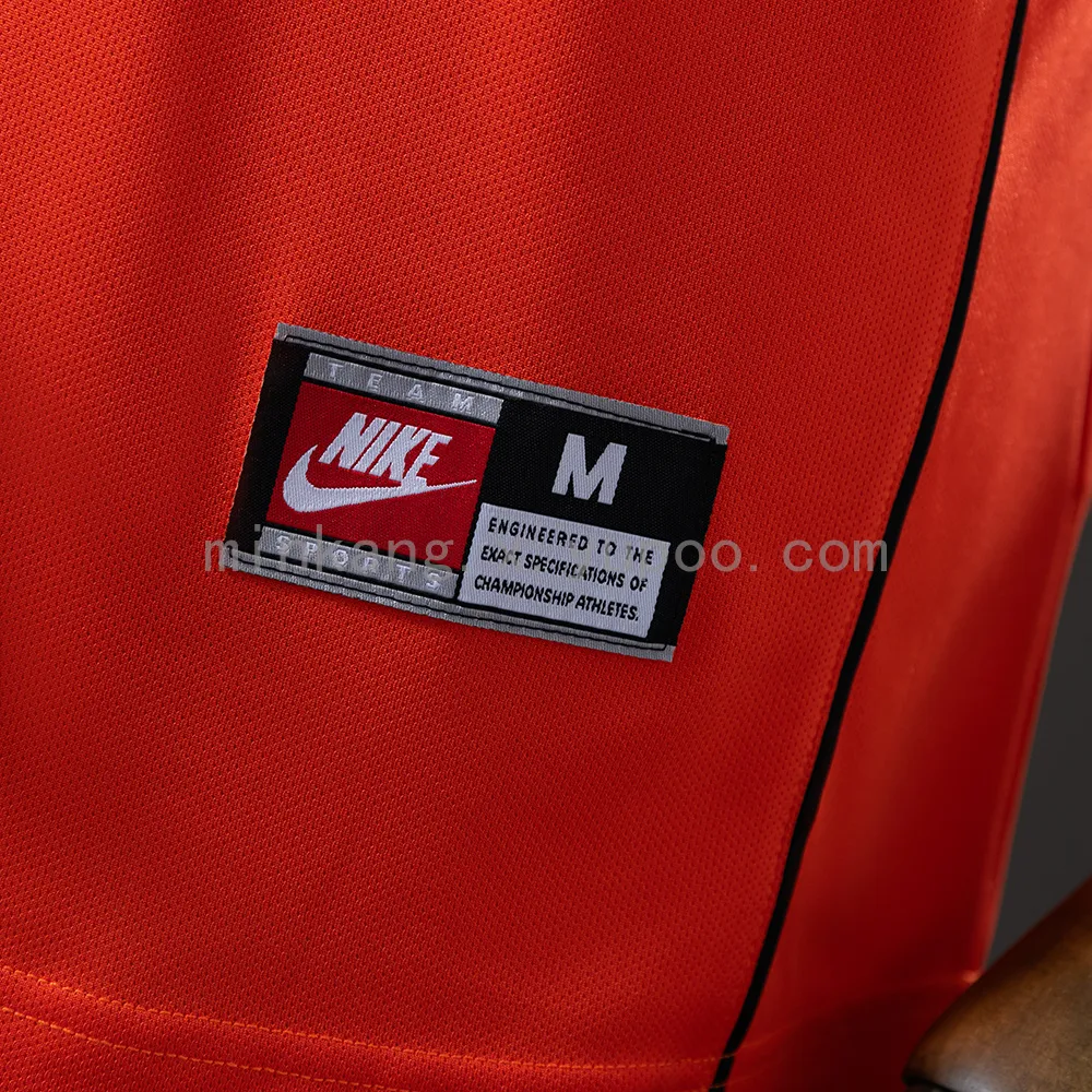 Retro 1998 Holland home — 1/2