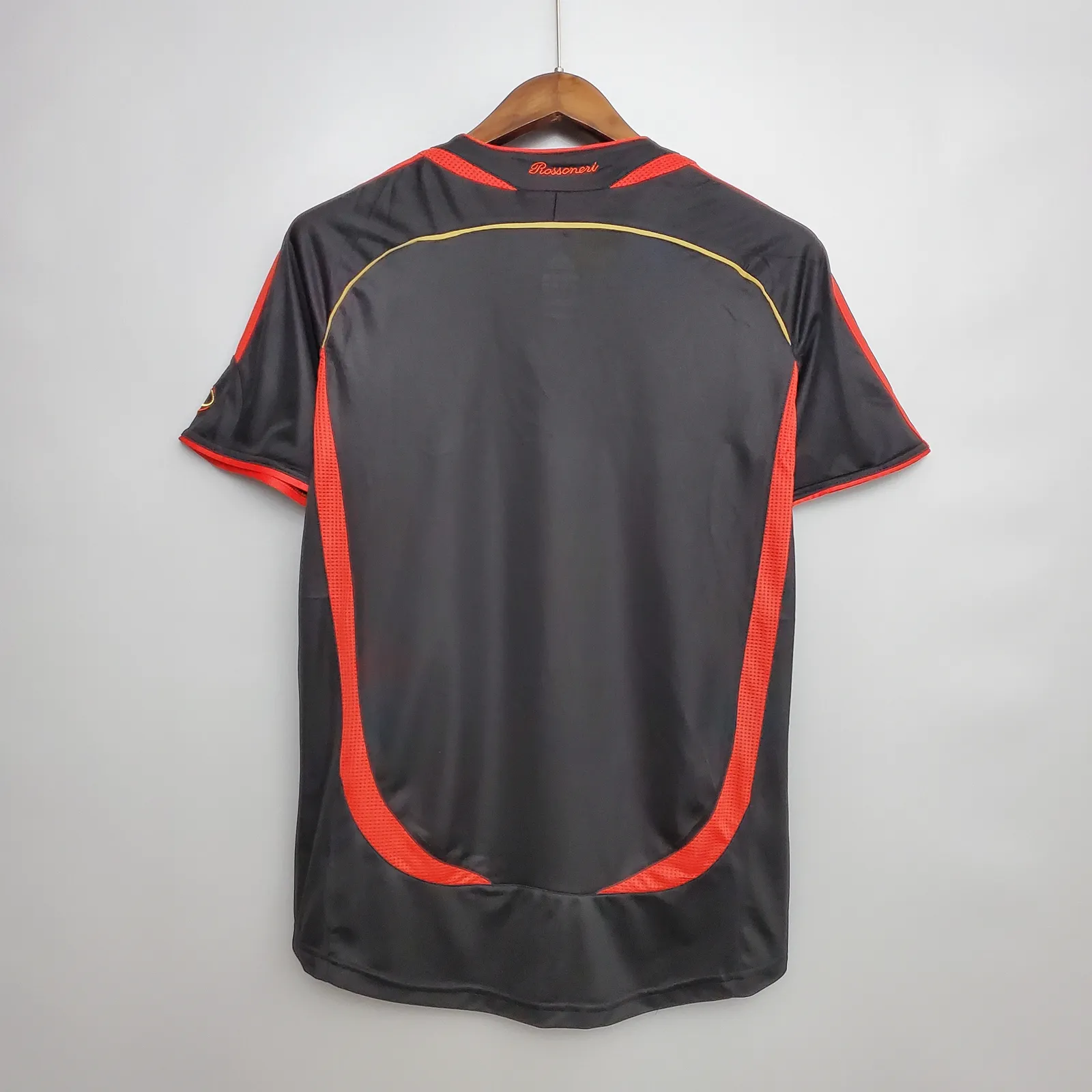 Retro 2006 AC Milan third away — 1/2
