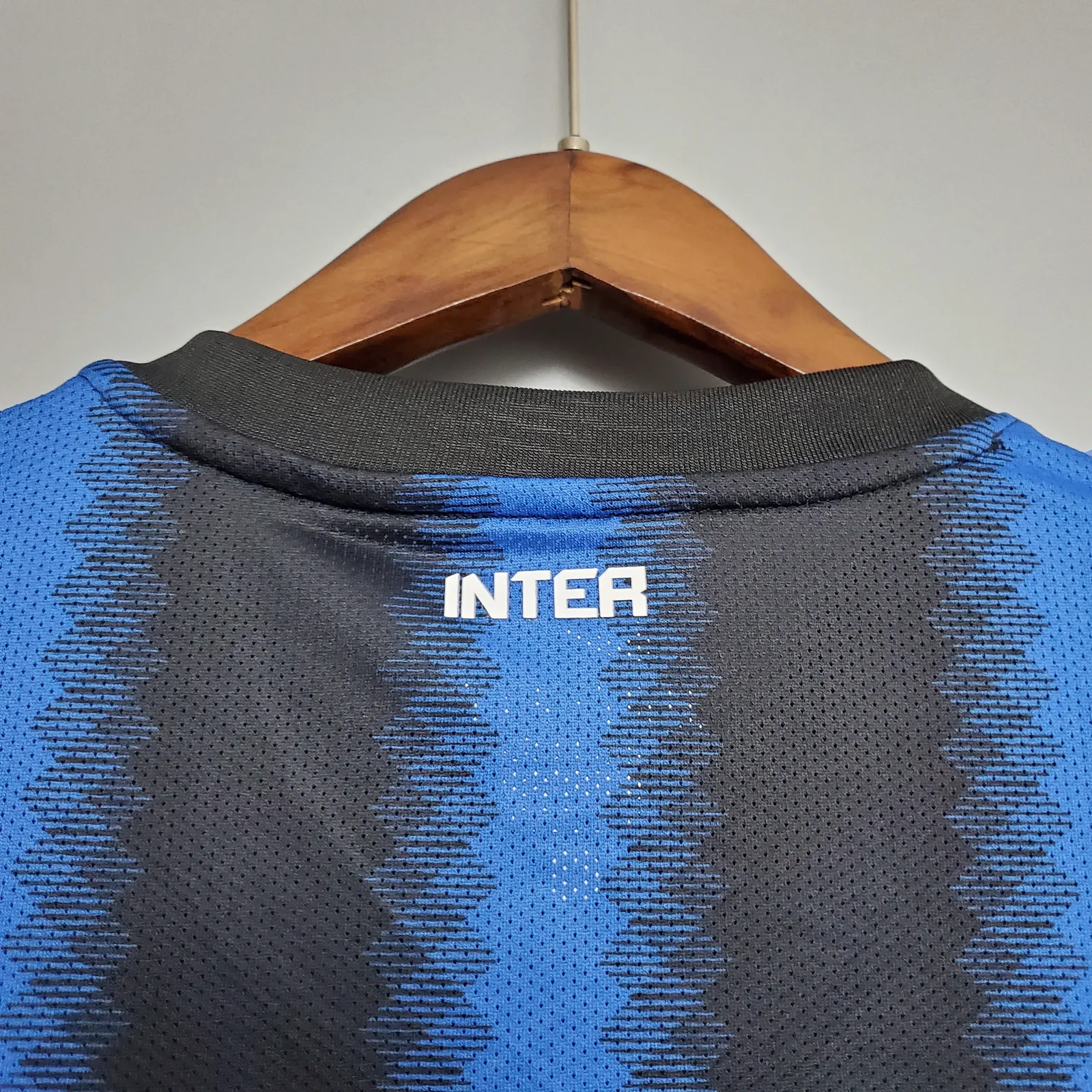Retro long-sleeved 10/11 Inter Milan home