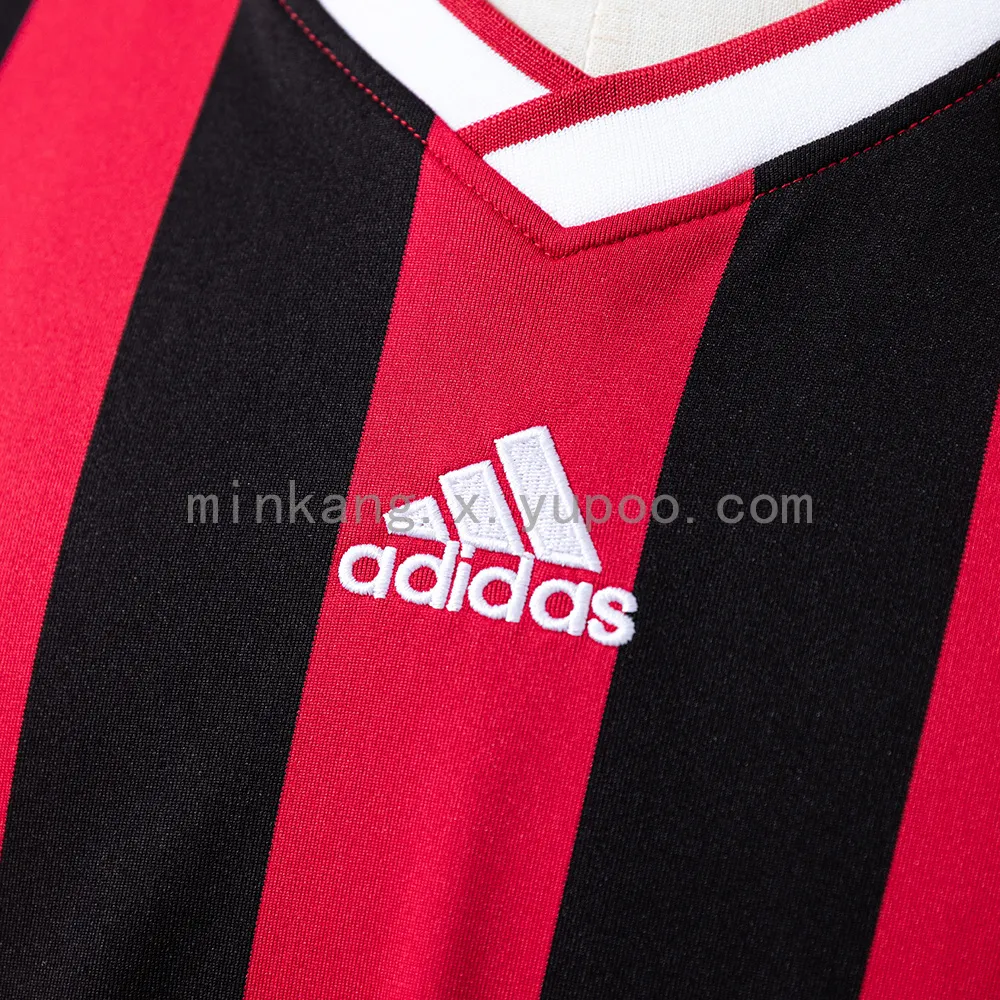 Retro 09/10 AC Milan home — 2/2
