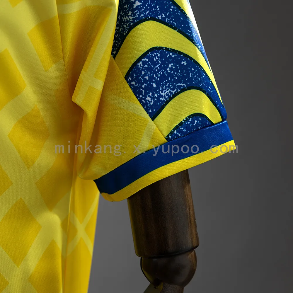 Retro Parma 95/97 Yellow — 1/2