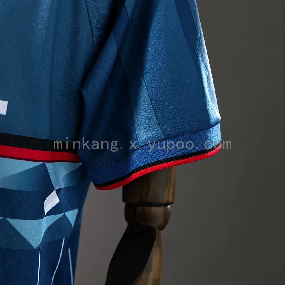 Retro 95/96 AC Milan third away — 1/2