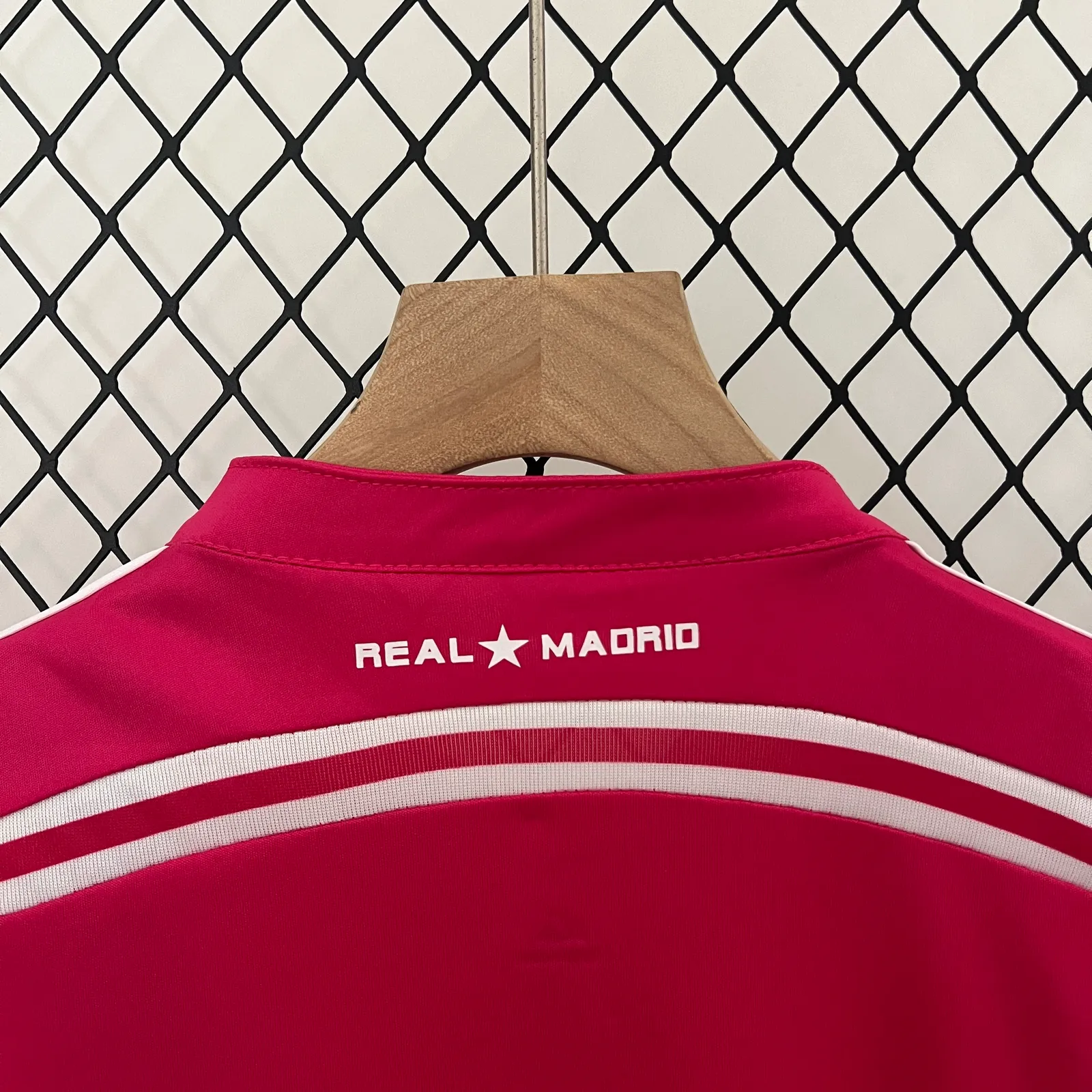 kids Real Madrid 14/15 away size: 16-28
