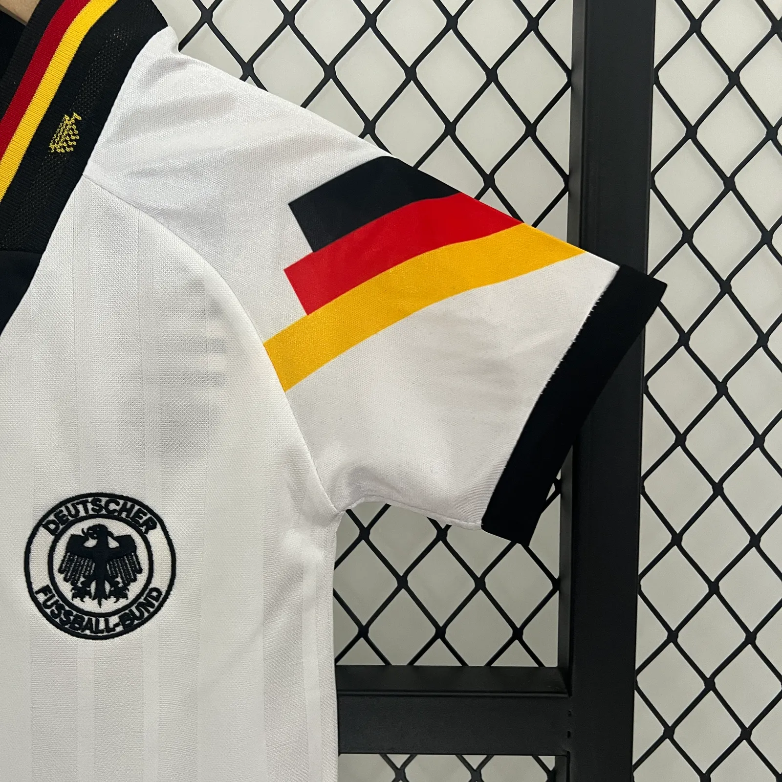 kids Germany 1992 home size: 16-28