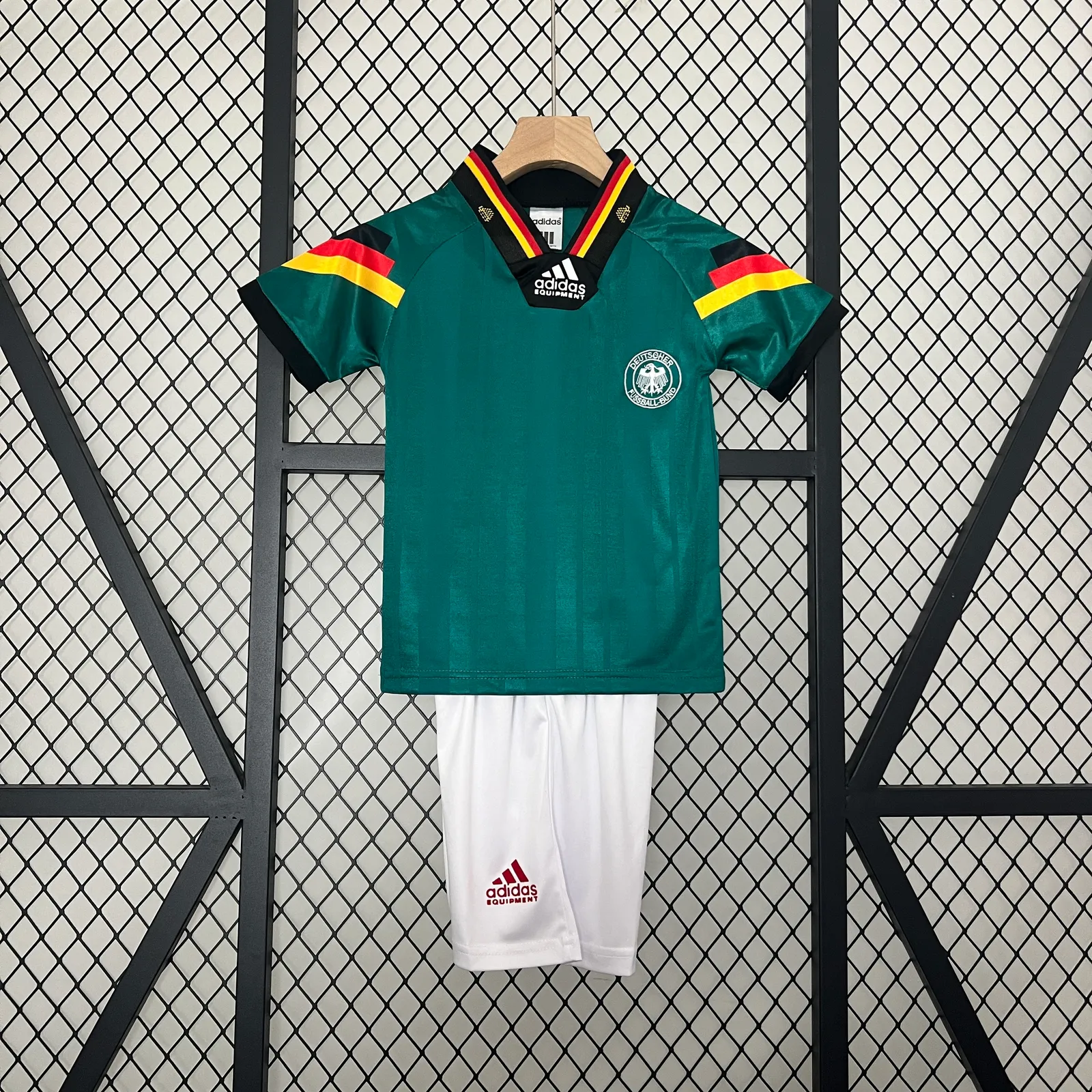 kids Germany 1992 away size: 16-28 — 2/2