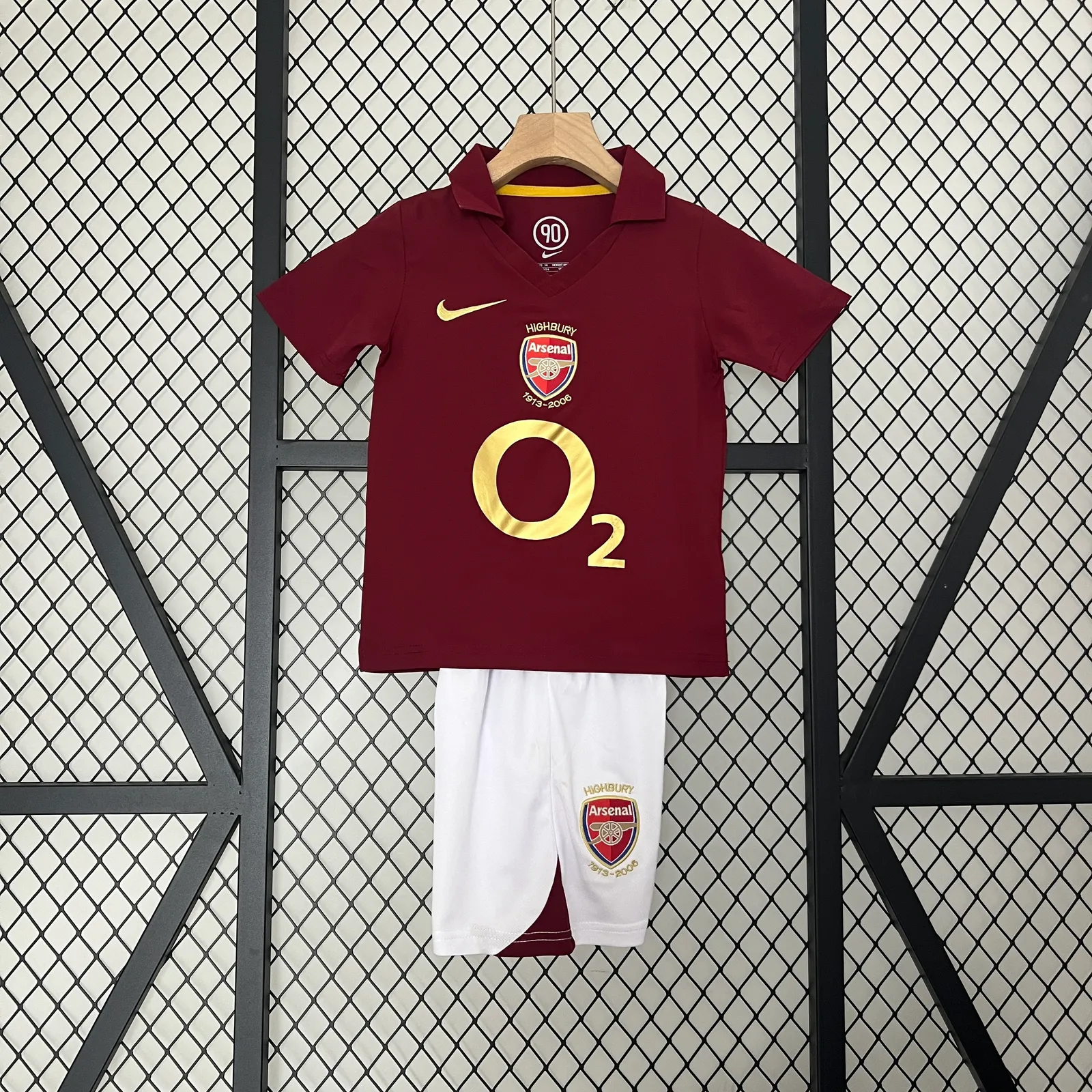 kids Arsenal 05/06 home size: 16-28