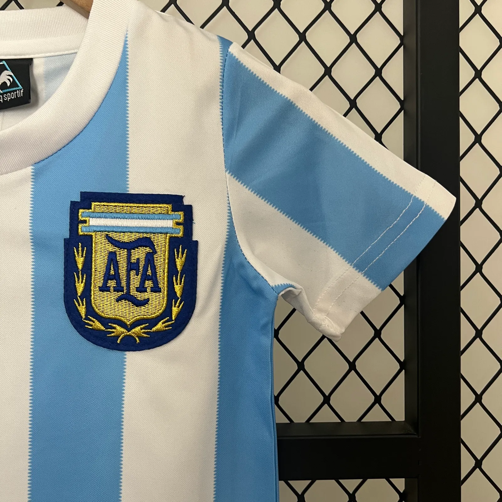 kids Argentina1986 home size: 16-28 — 1/2