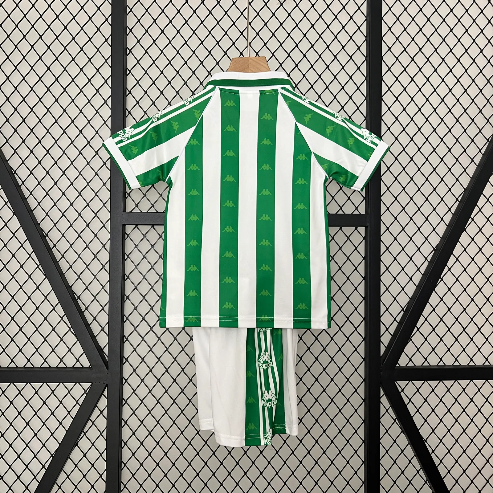kids Real Betis 95/97 home size: 16-28 — 2/2