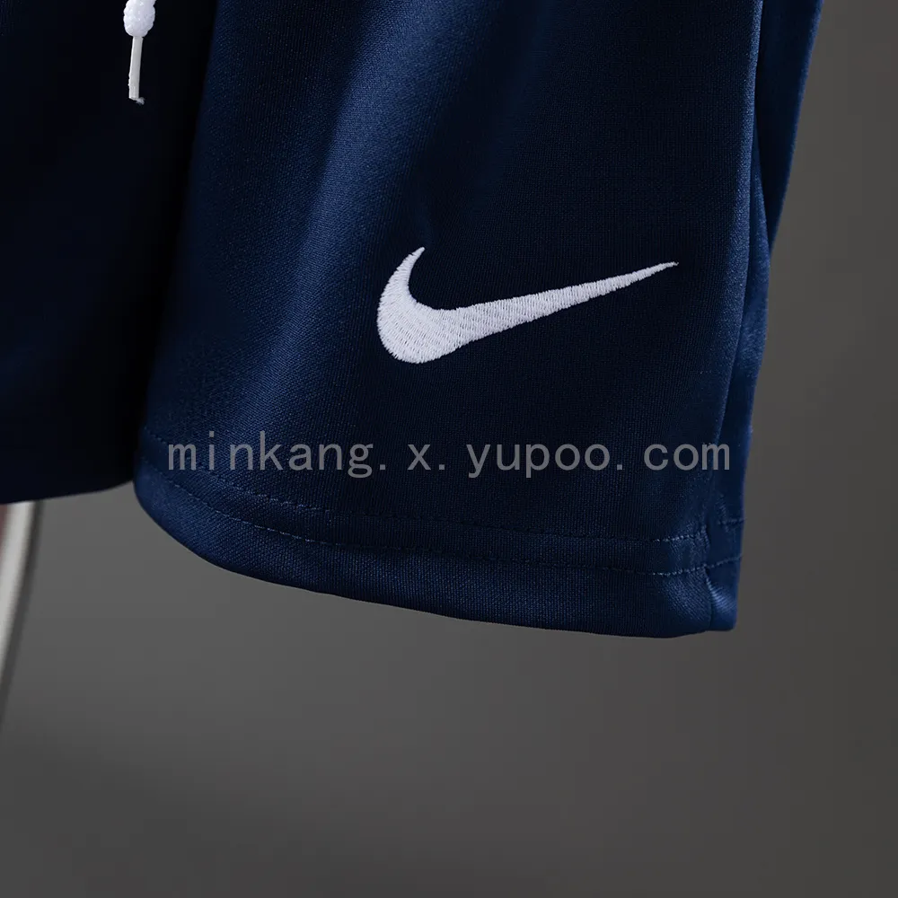 24/25 kids PSG home size: 16-28
