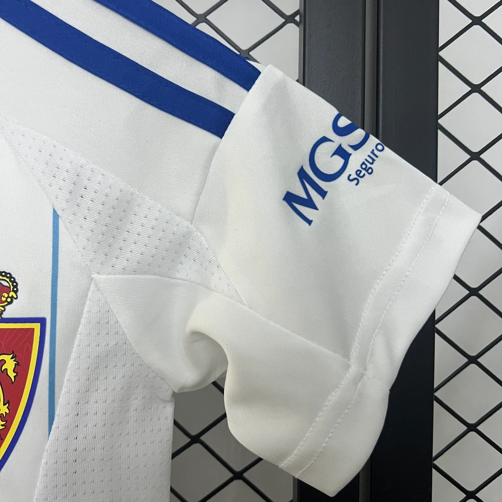 24/25 kids Zaragoza home — 2/2