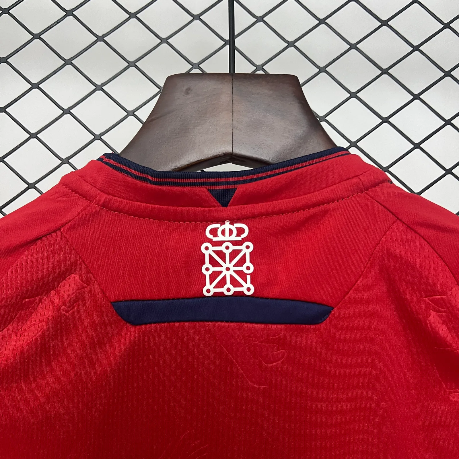 24/25 kids Osasuna home — 1/2