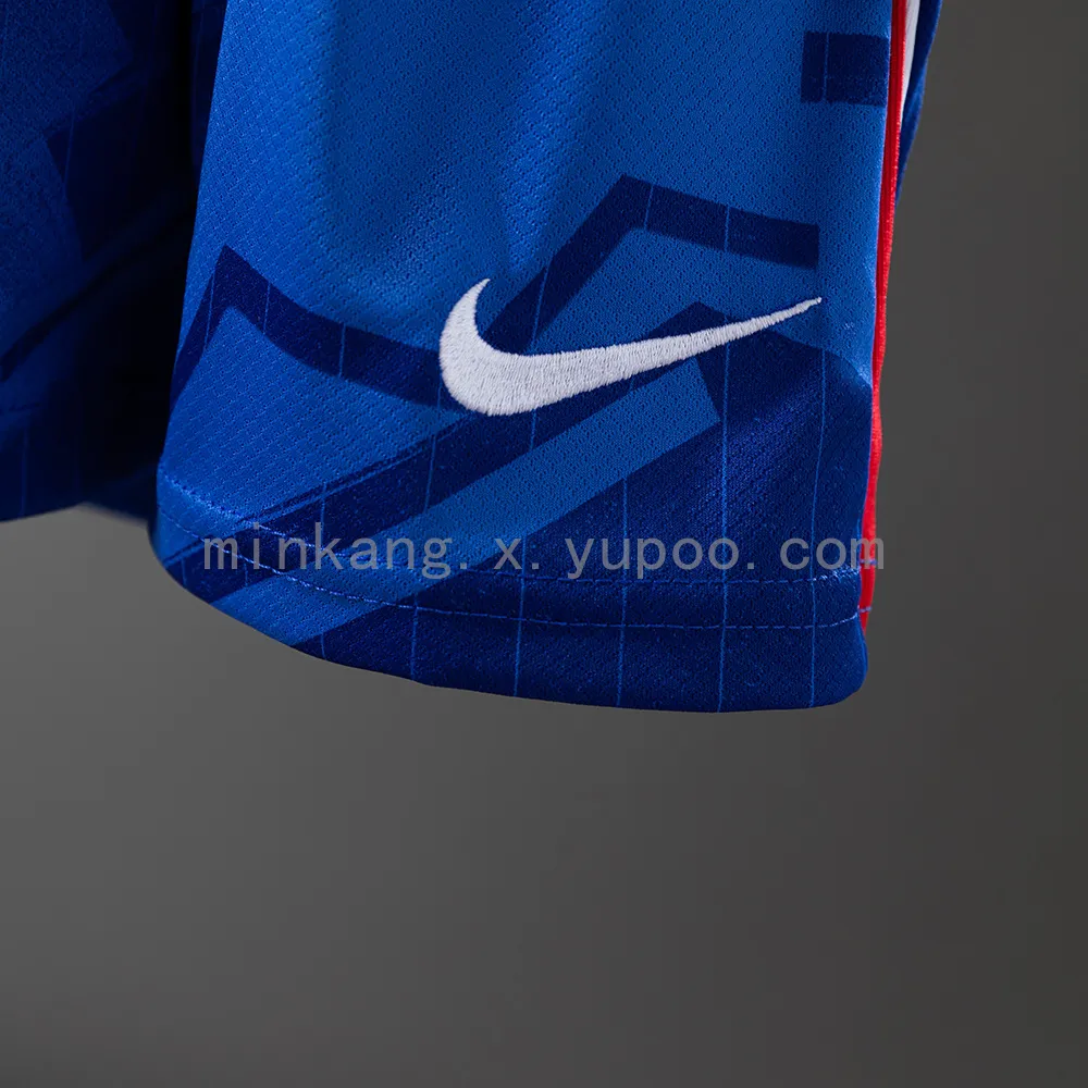 25/26 kids Chelsea home — 1/2