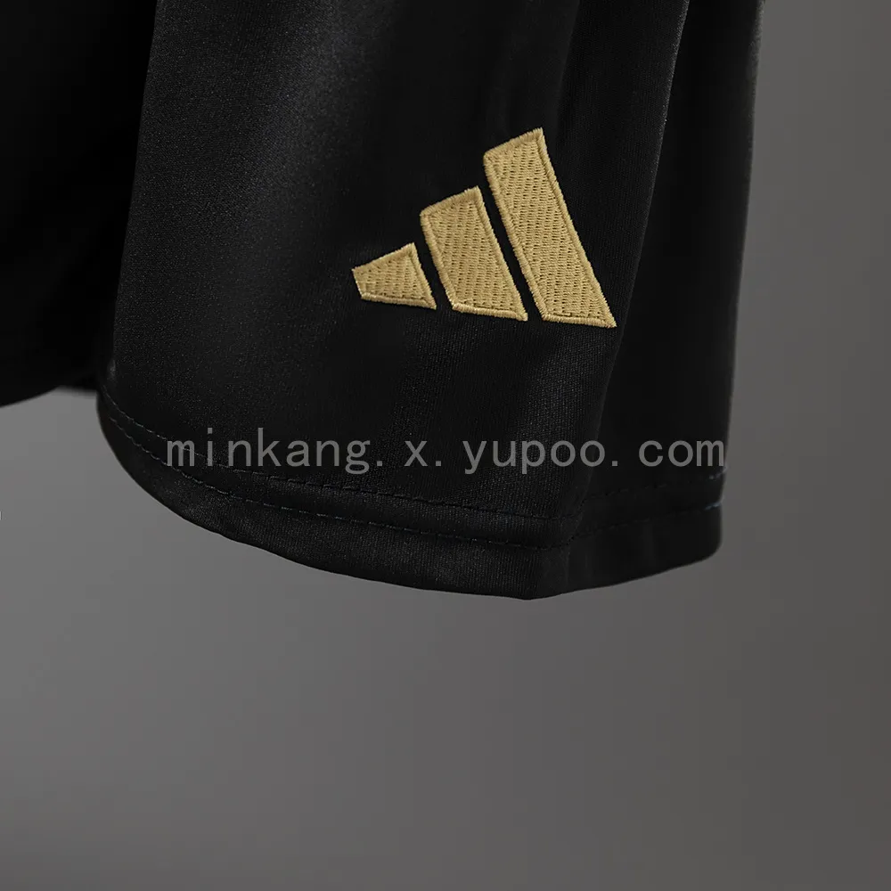 25/26 kids Atlético Mineiro home size: 16-28 — 1/2