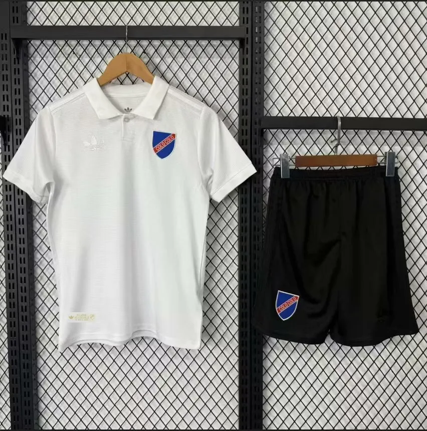 25/26 Kids Colo Colo 100th Anniversary White size:16-28