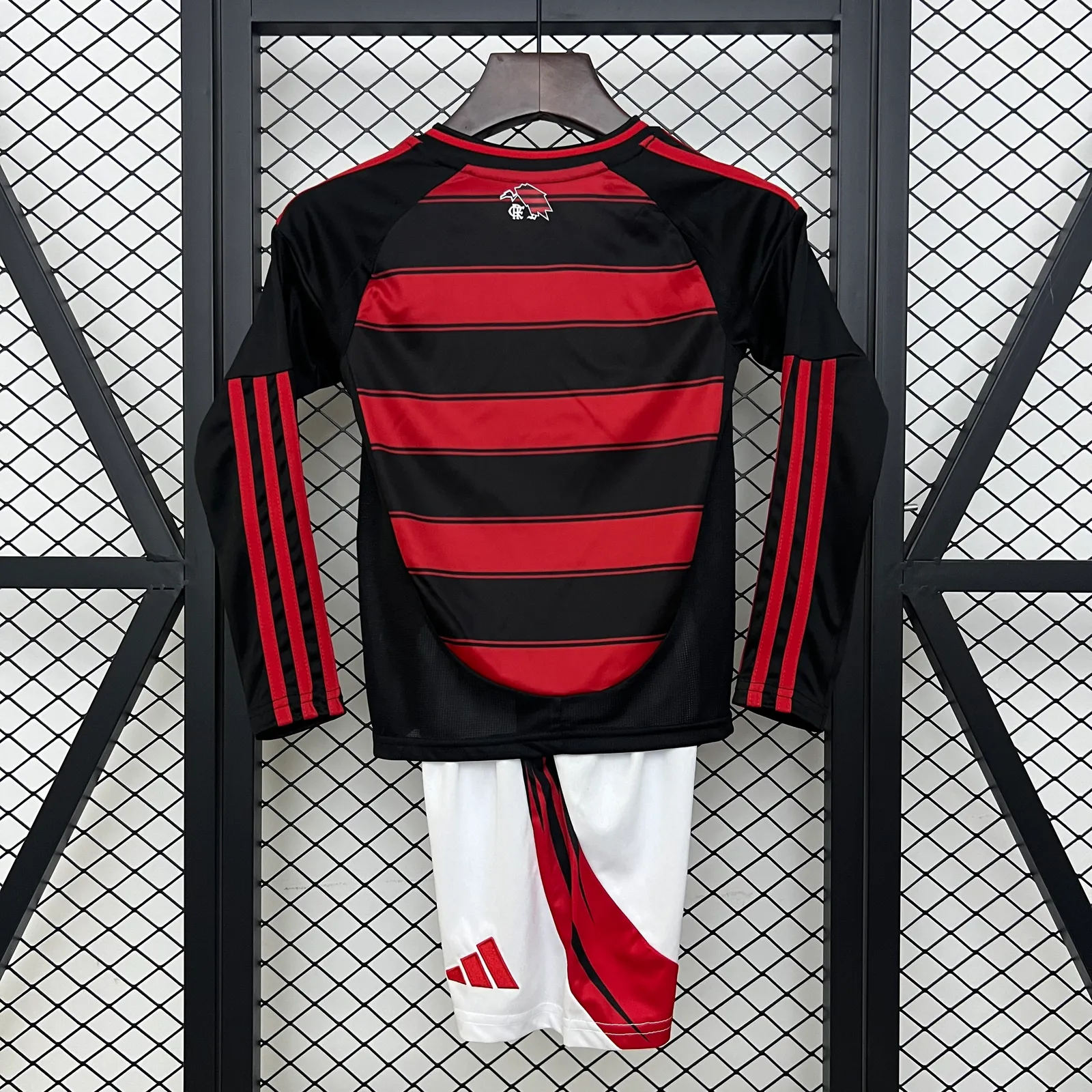 25/26 kids Flamengo home size: 16-28
