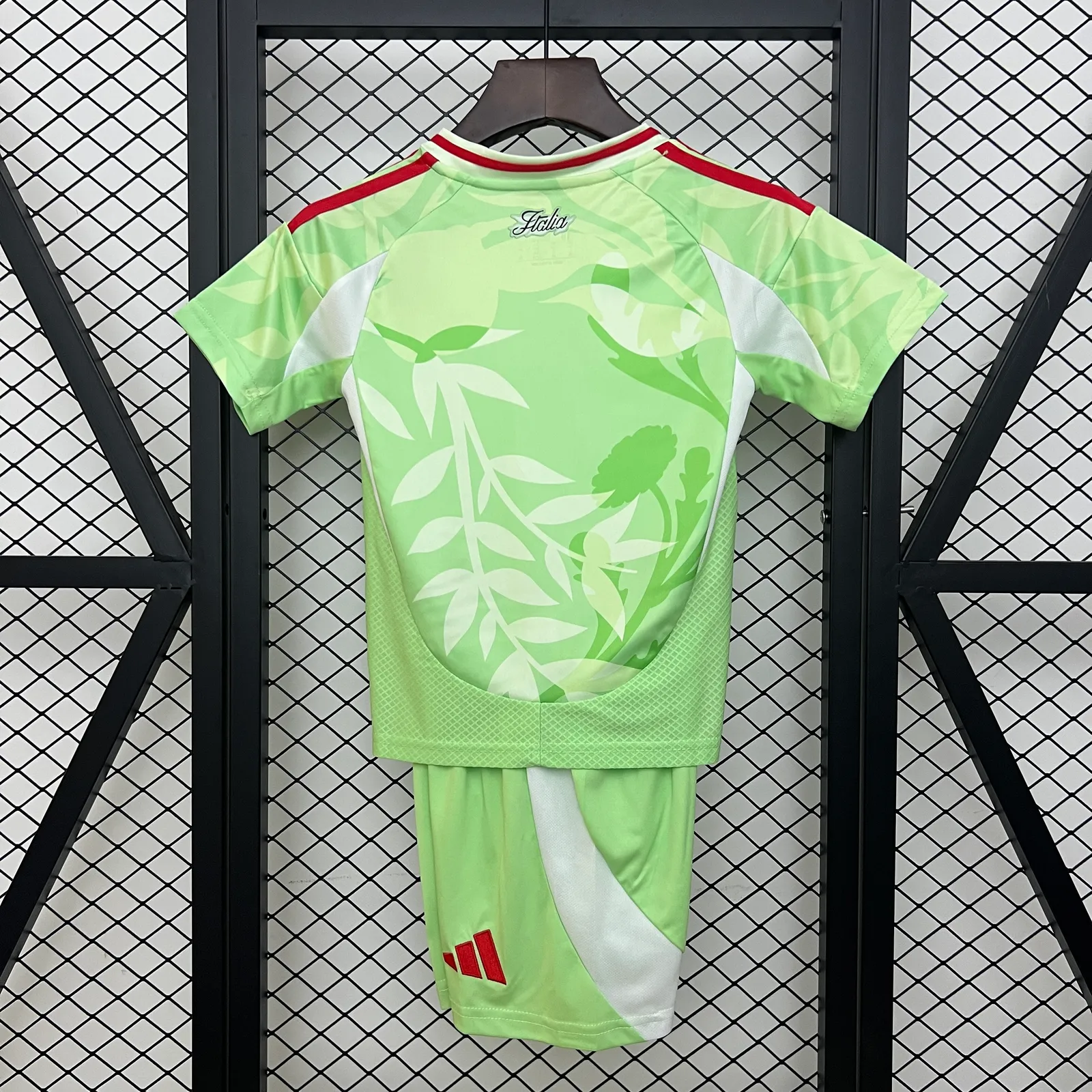 2025 kids Italy away size: 16-28 — 2/2