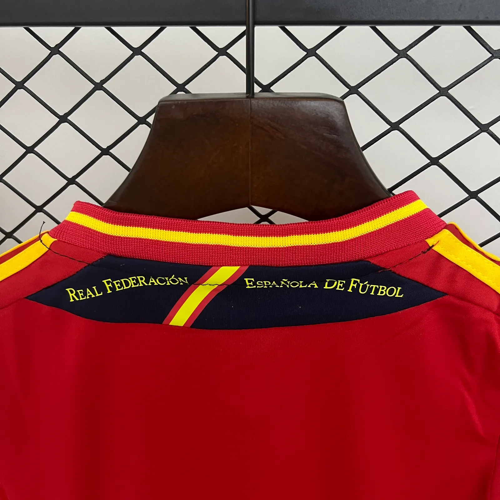 kids Spain 2012 home size: 16-28 — 1/2