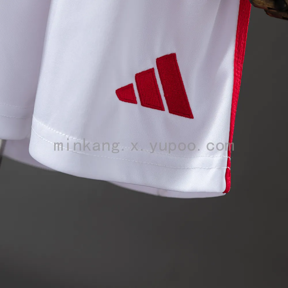 25/26 Kids Benfica Home Size: 16-28