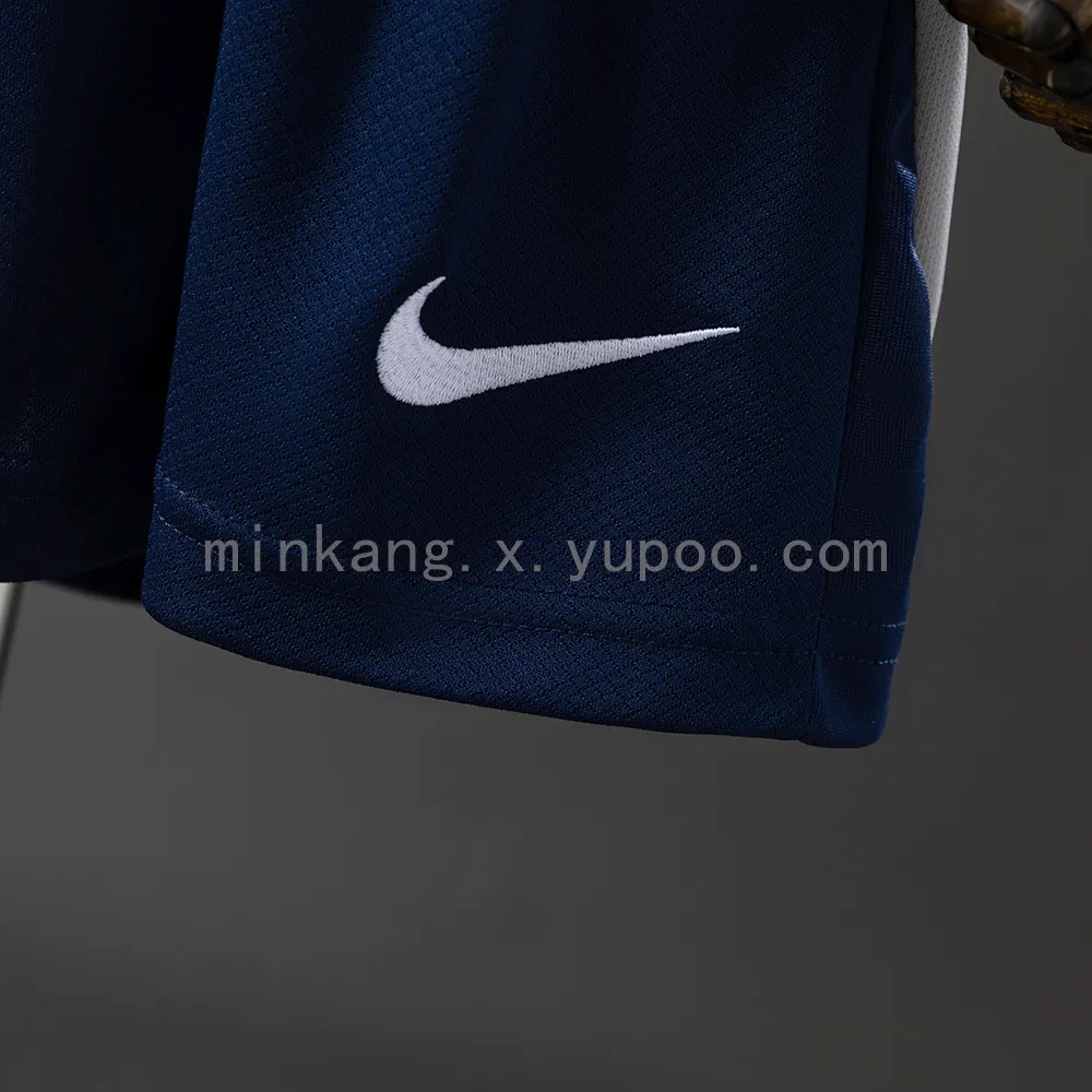 25/26 Kids Tottenham Home Size: 16-28