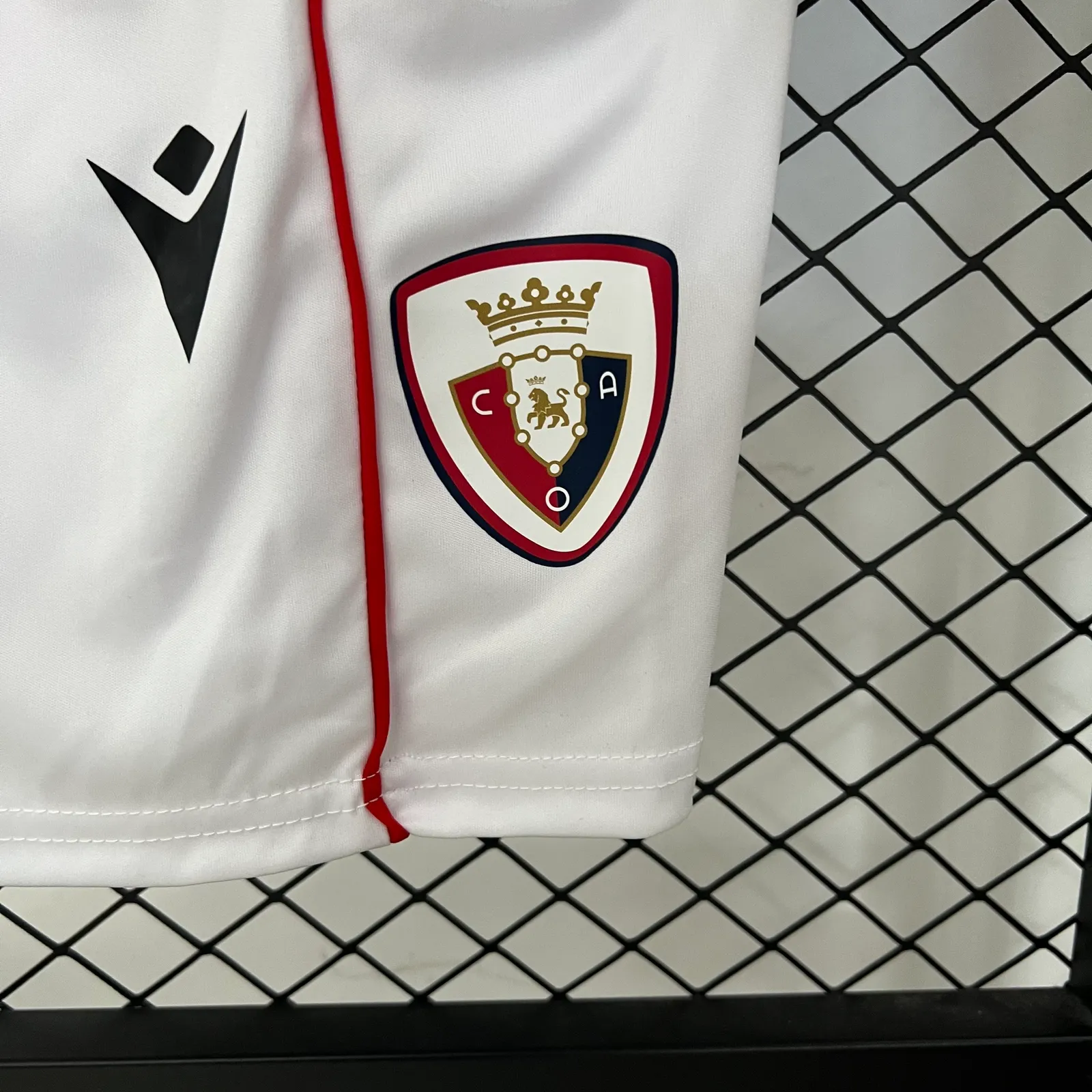 25/26 Osasuna third away Size: 16-28
