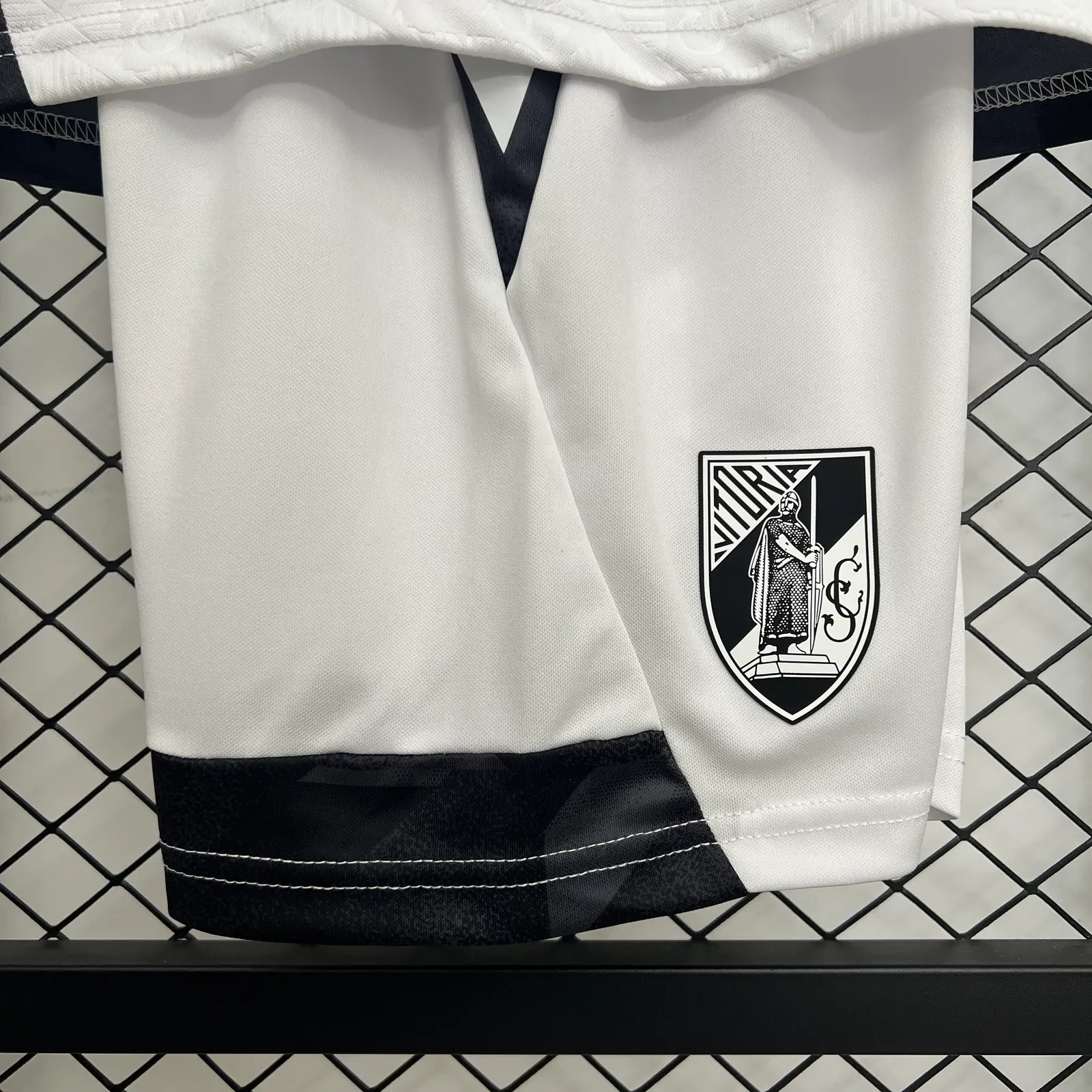 25/26 Kids Guimarães Home Size: 16-28