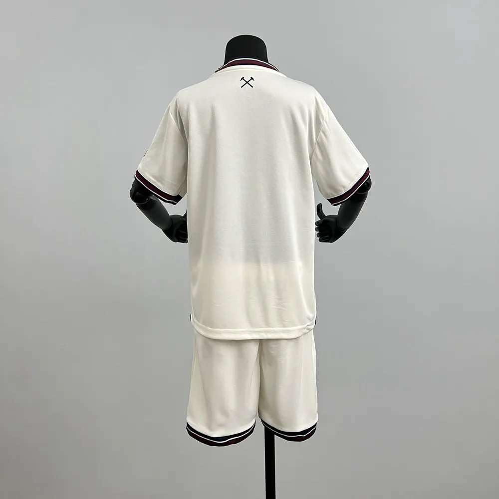 25/26 West Ham United away Size: 16-28 — 1/2