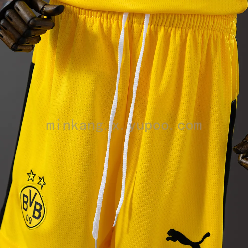 25/26 kids Dortmund home size: 16-28 — 2/2
