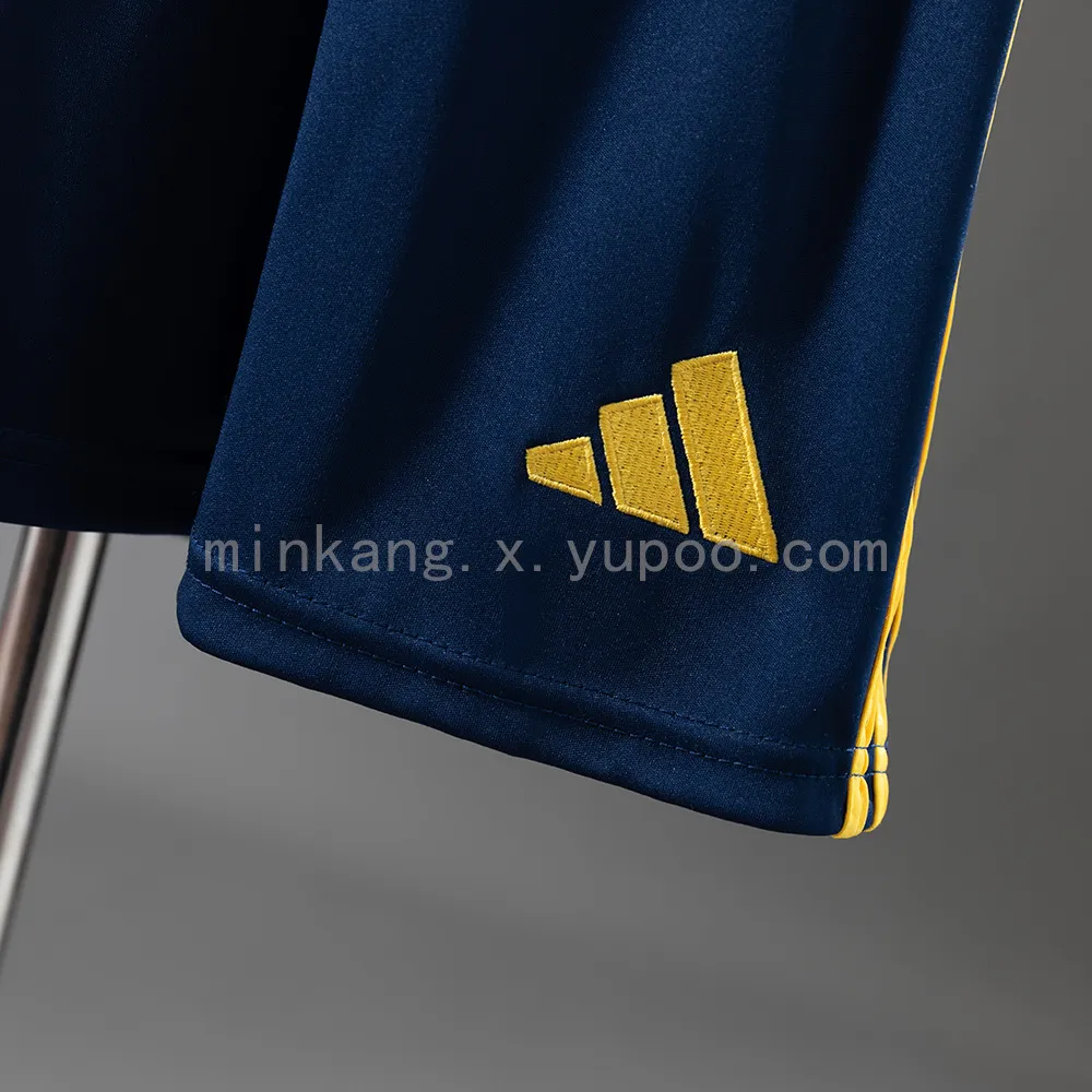 Boca Juniors 25/26 Home Kids Size: 16-28