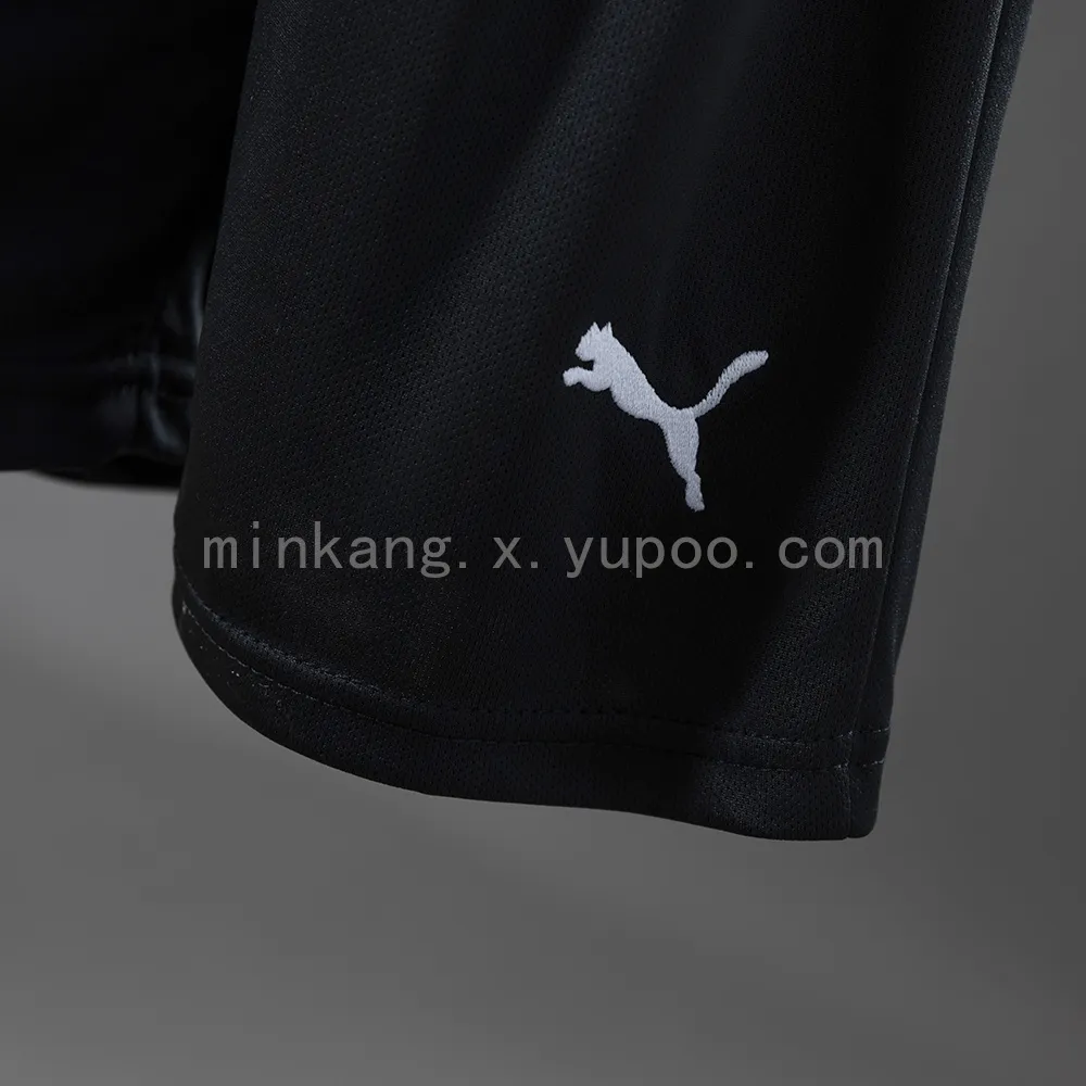 Valencia 25/26 Home Kids Size: 16-28 — 1/2