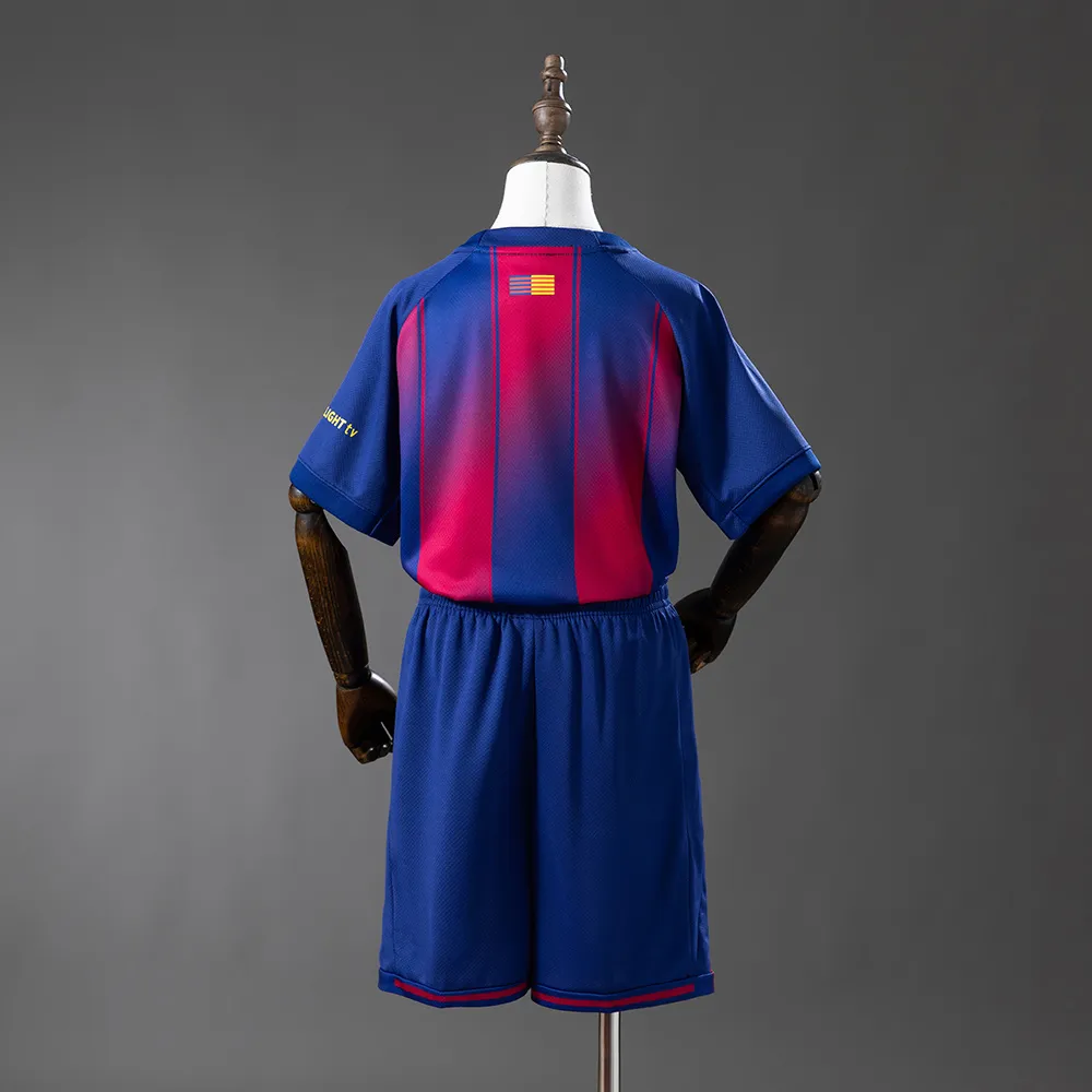 Barcelona 25/26 collaboration x DPLAY Kids Kit Jersey — 1/2