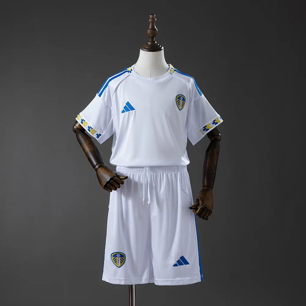 Leeds United 25/26 Home Kids Kit Jersey — 1/2