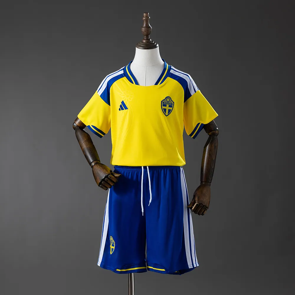 Sweden 2026 Home Kids Kit Jersey — 1/2