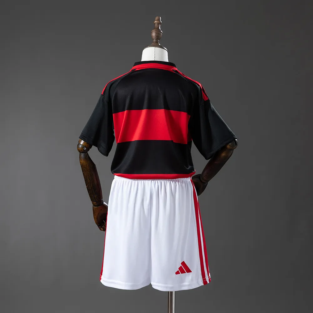 Flamengo 26/27 Home Kids Kit Jersey — 2/2