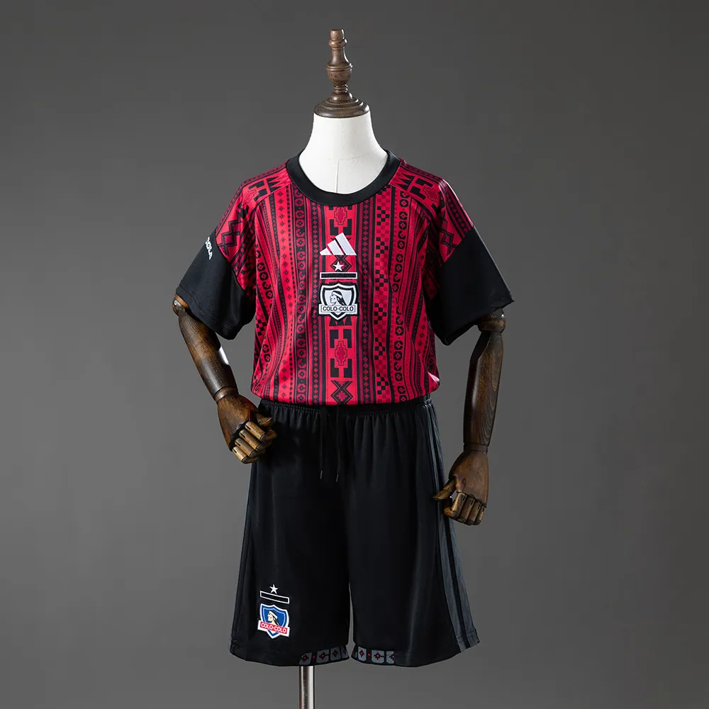 Colo Colo 26/27 Pre-Match Kids Kit — 2/2